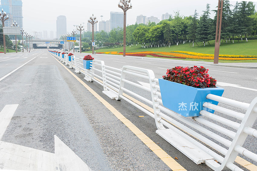 道路景觀花箱推薦款式